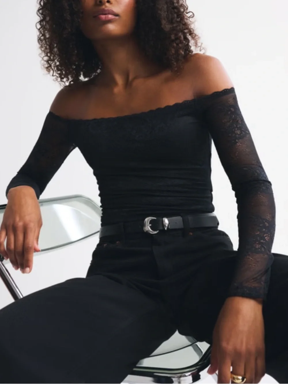 Abercrombie & Fitch Black Off-the-Shoulder Lace Long-Sleeve Top - Picture 1 of 8